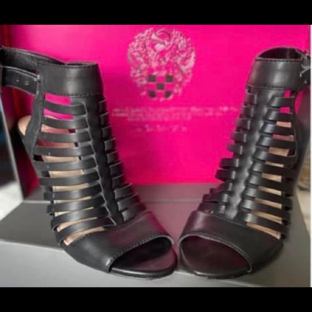 Vince Camuto